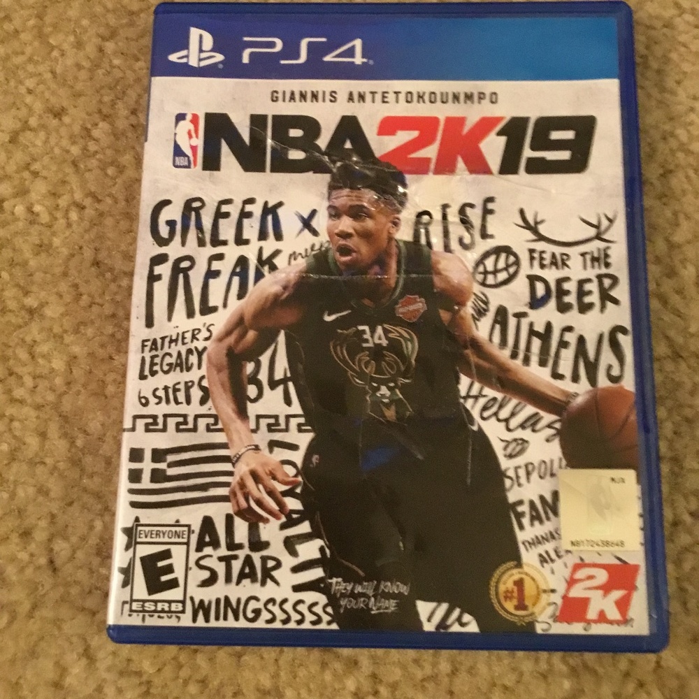 NBA 2K19 Giannis Antetokounmpo PS4 - Complete  with Disc and Case and Manual